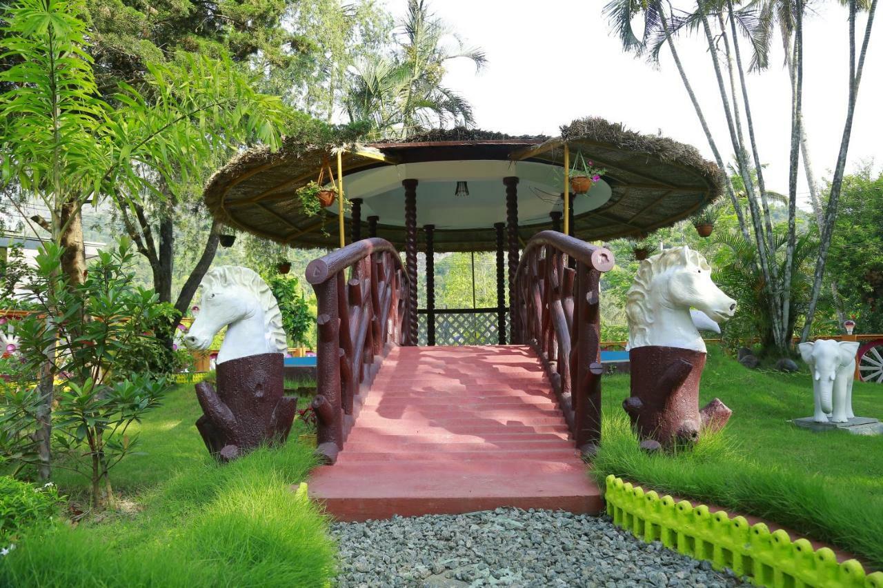 Spice Mount Heritage Resort Kattappana Ngoại thất bức ảnh